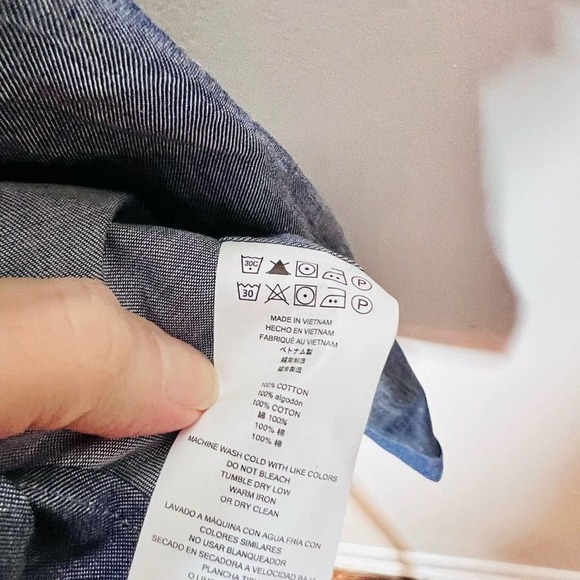 NWT Michael Kors Button Up Shirt Mens MEDIUM Classic Chambray Indigo Long Sleeve - Picture 6 of 6